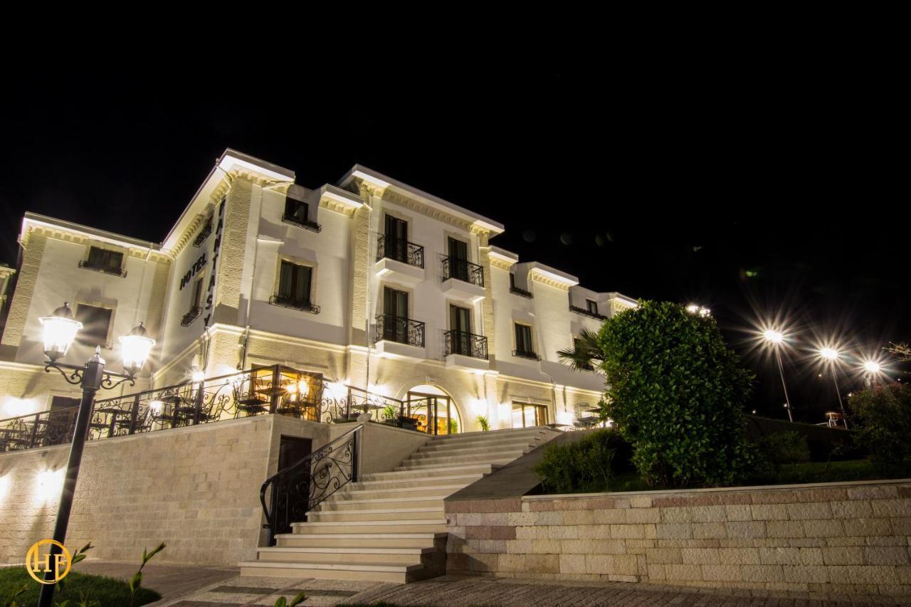 Hotel Fantasy Gjirokaster Exterior photo